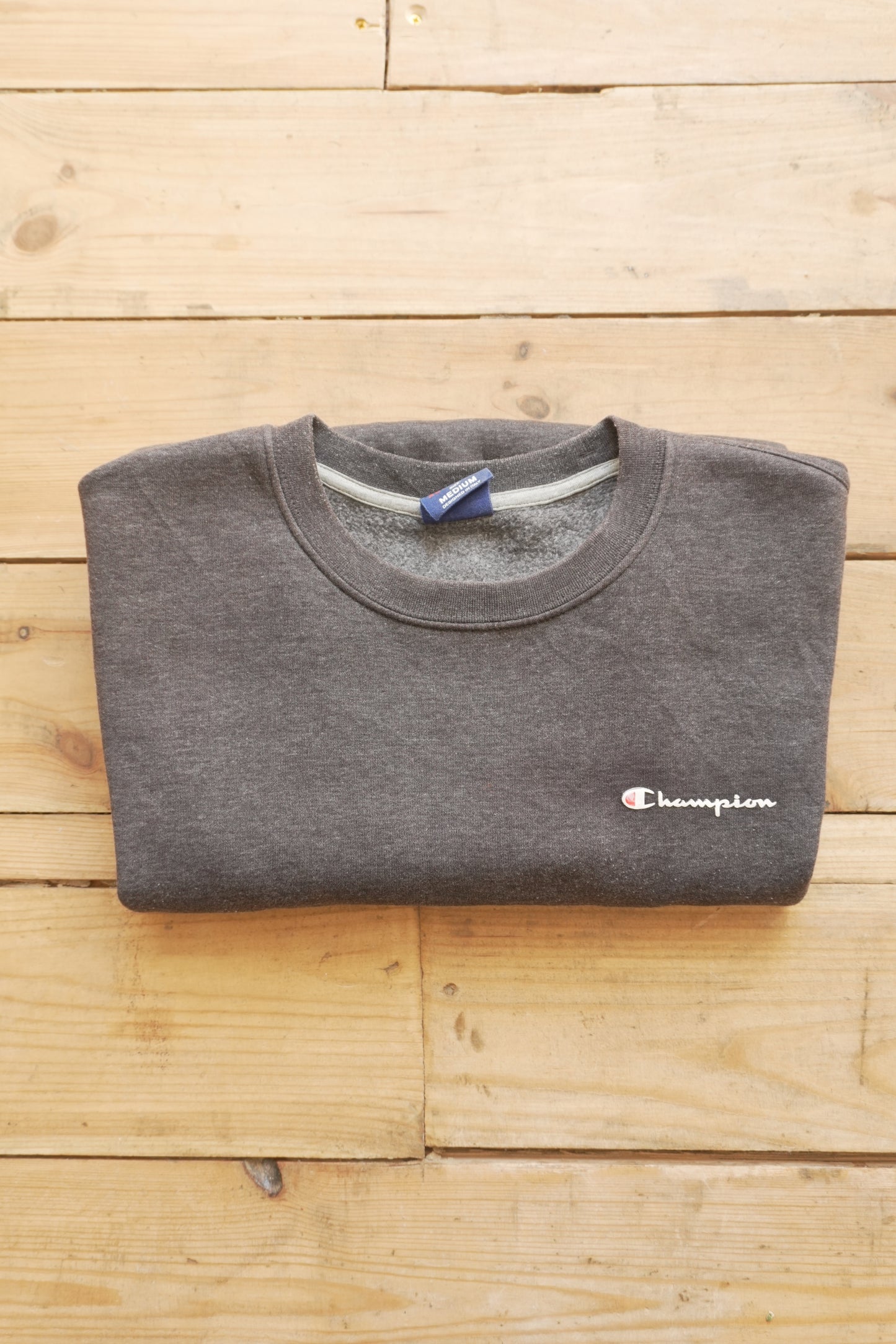 Vintage Champion Sweatshirt Dark Grey Crew Neck Logo on Front Men's Medium Sportswear