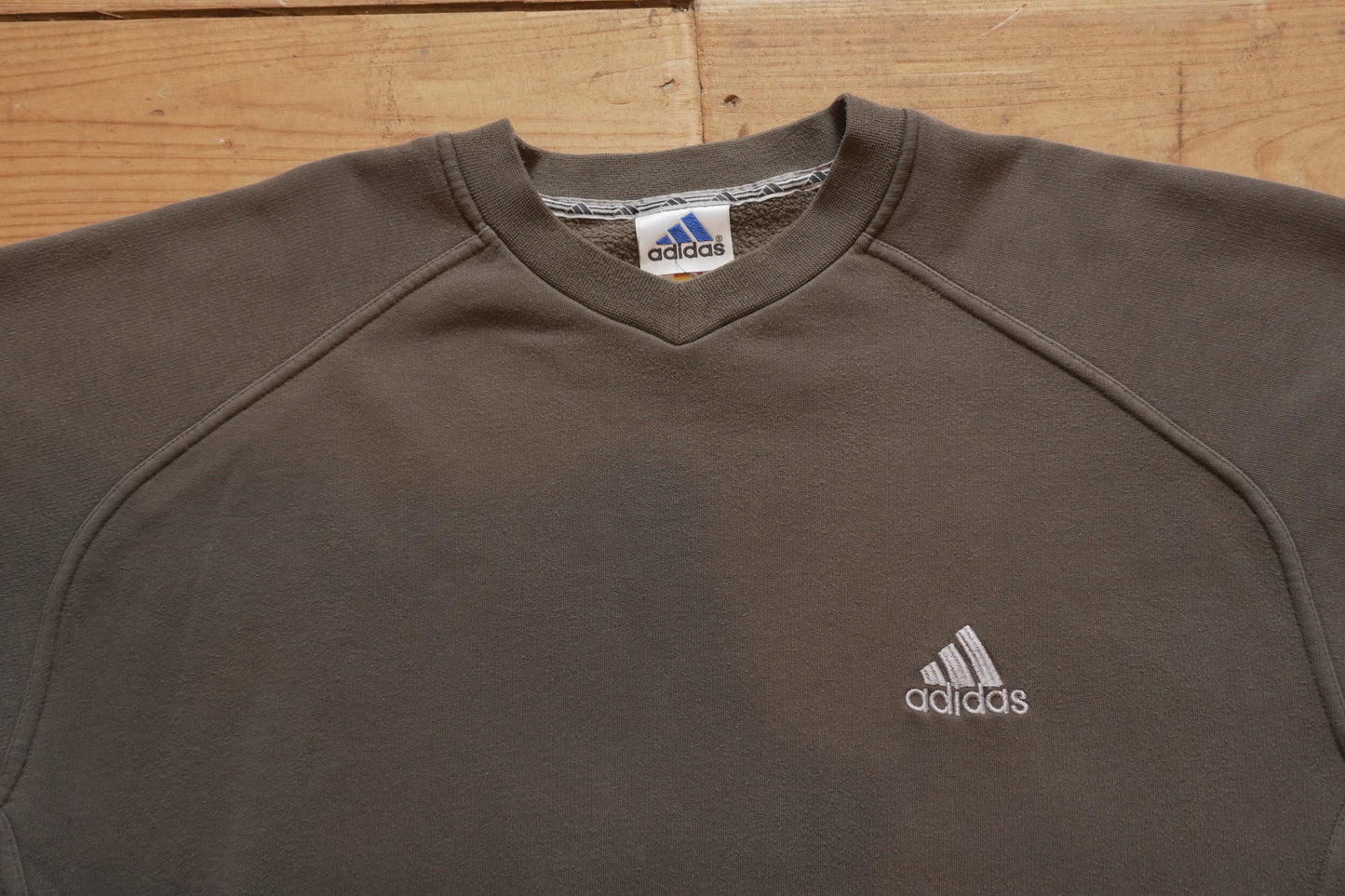Adidas Sweatshirt Olive Khaki Green Grey Arm Stipe Men's XL Long Sleeve V-neck