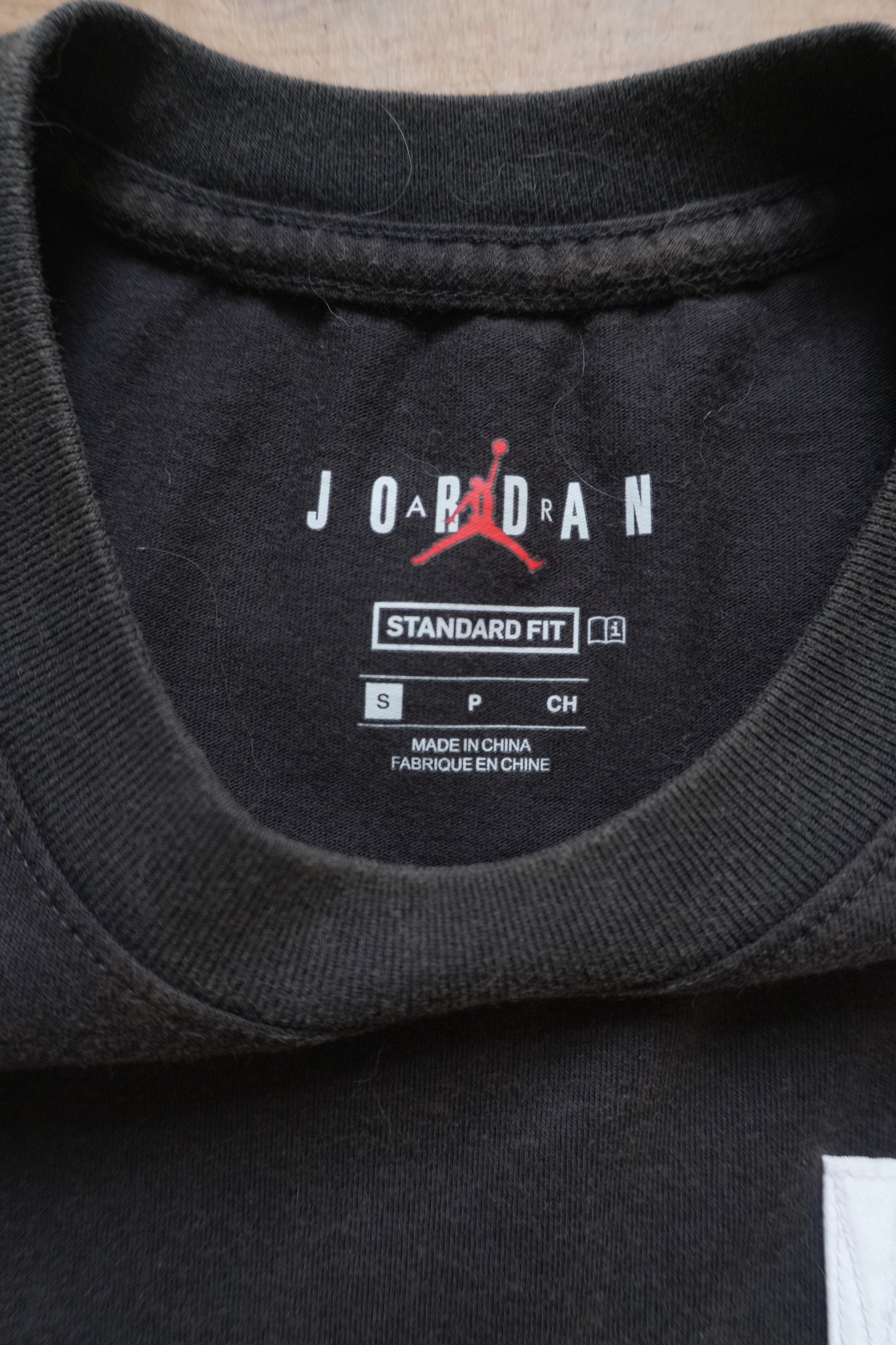 Jordan T-shirt Black White Red Logo on Chest Men's Small Standard Fit 100% Cotton