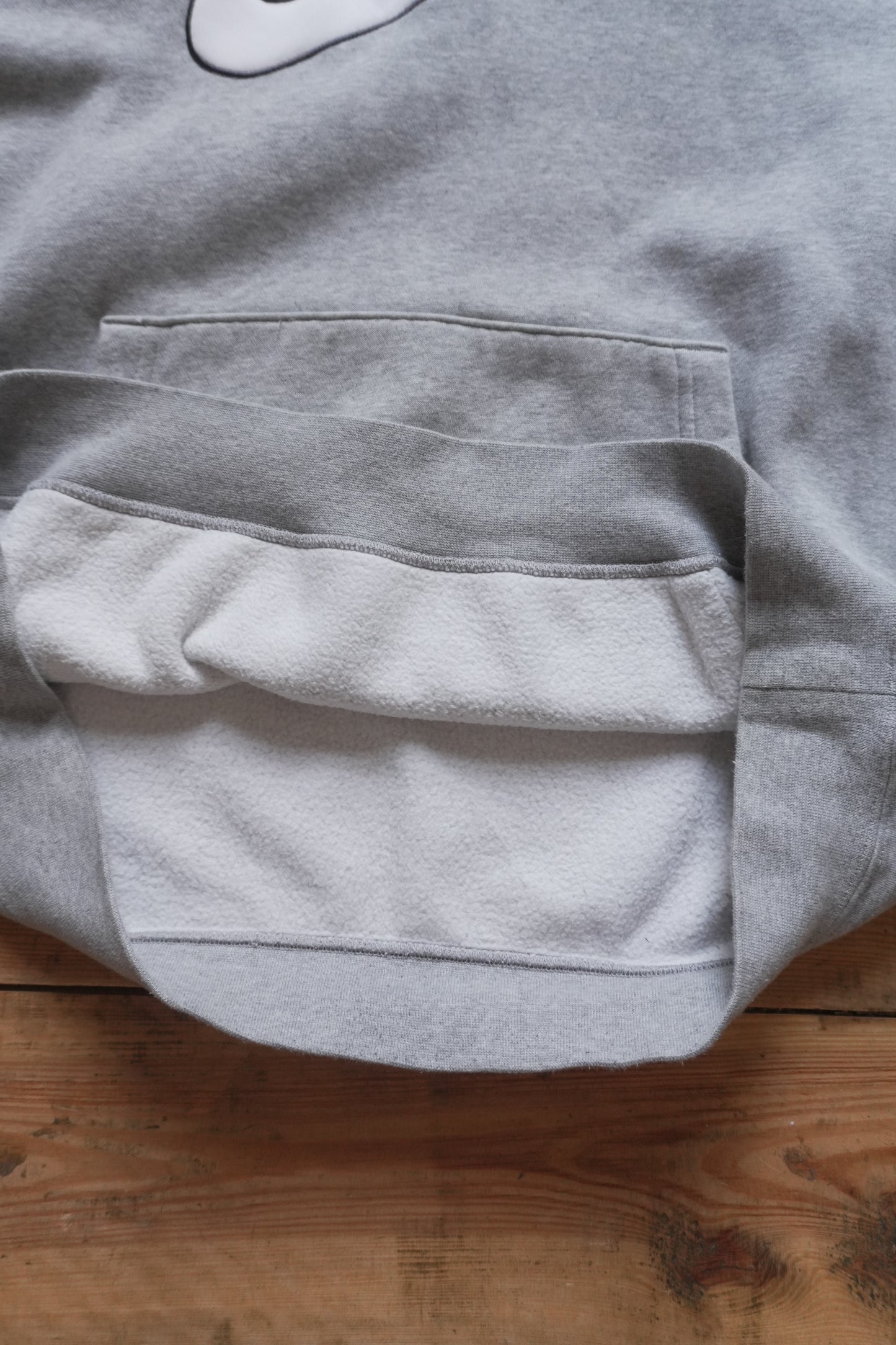 Nike Hoodie Grey White Shoulder Detail Men's Medium Sportswear