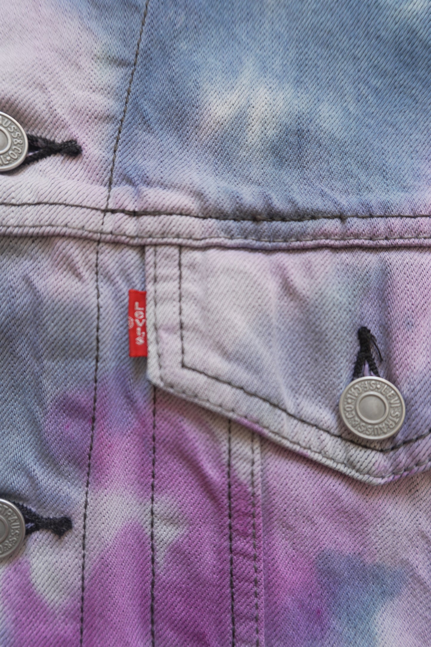 Vintage Levi's Denim Jacket Tie Dye Purple Medium Oversized Festival Rave