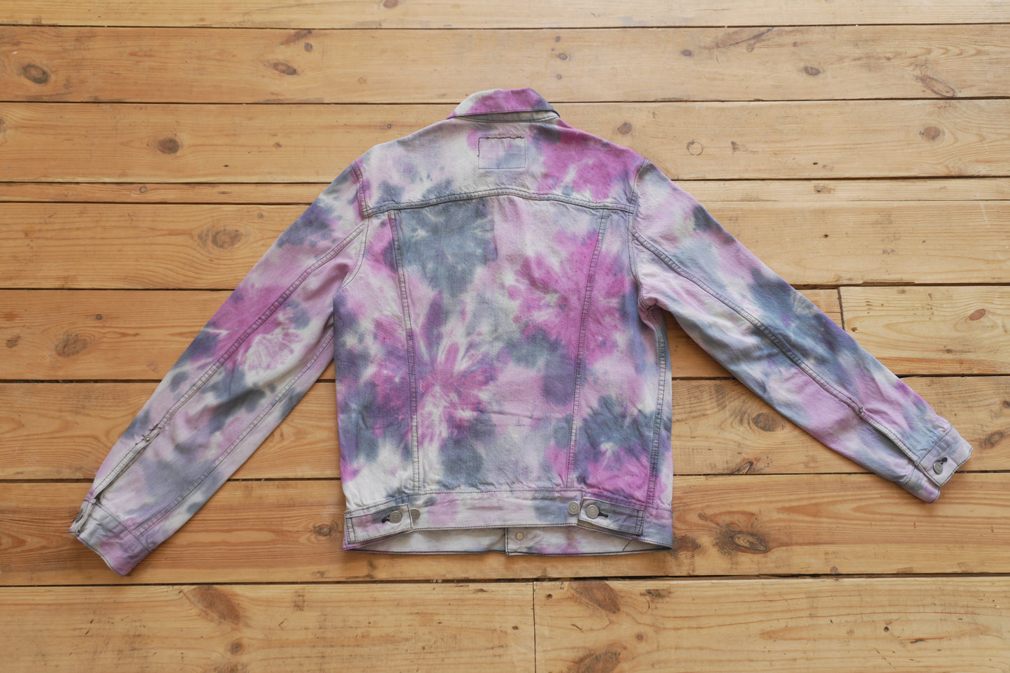 Vintage Levi's Denim Jacket Tie Dye Purple Medium Oversized Festival Rave