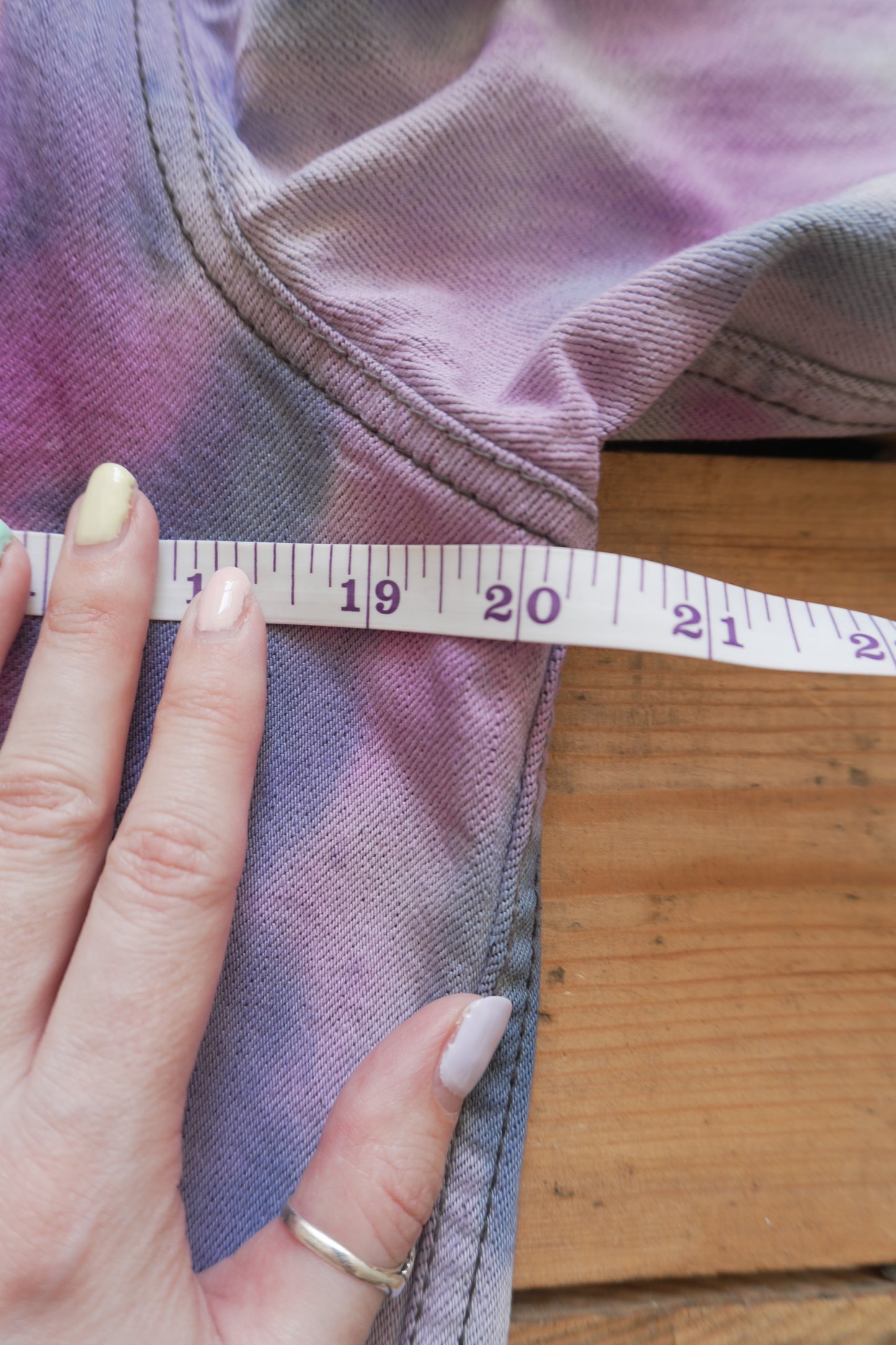 Vintage Levi's Denim Jacket Tie Dye Purple Medium Oversized Festival Rave