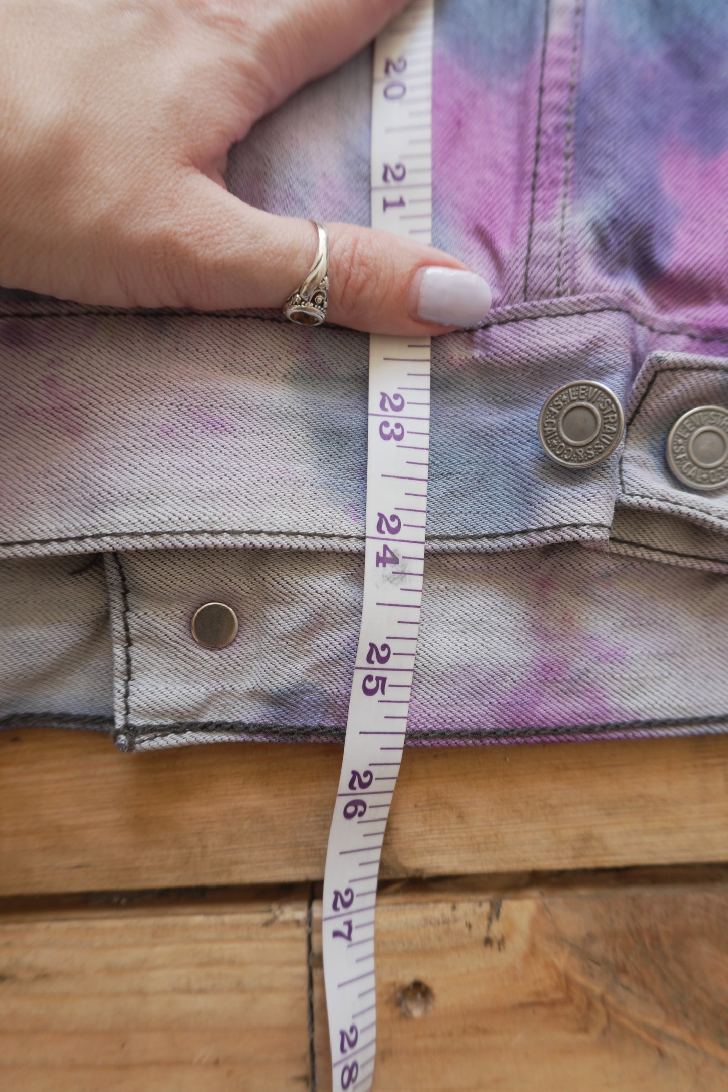 Vintage Levi's Denim Jacket Tie Dye Purple Medium Oversized Festival Rave