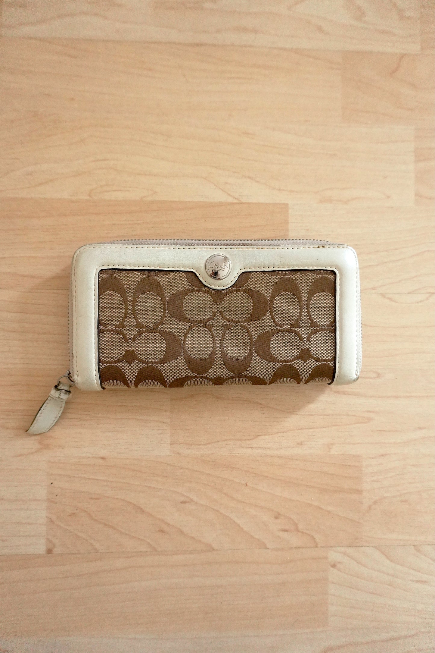 Vintage Coach Zip Around Wallet Cream Beige Monogram Leather Canvas Long Purse