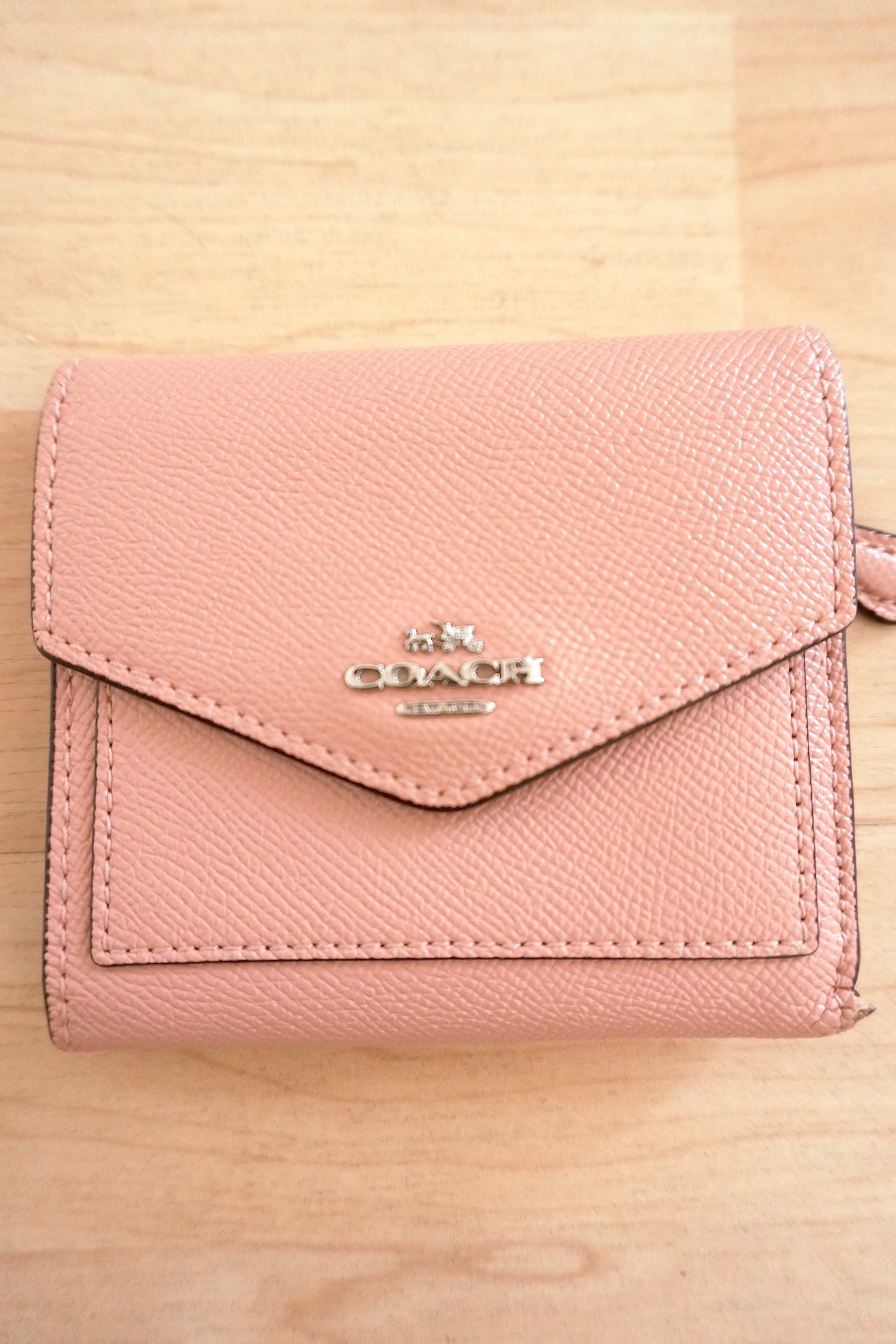 Coach Purse Vintage Light Pink Leather Envelope Square Wallet Stud Women's