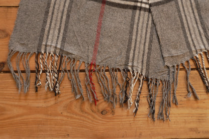Scarf Vintage 80s 90s Burberrys 100 % Lambswool Grey Nova Check Pattern Wool Genuine Burberry