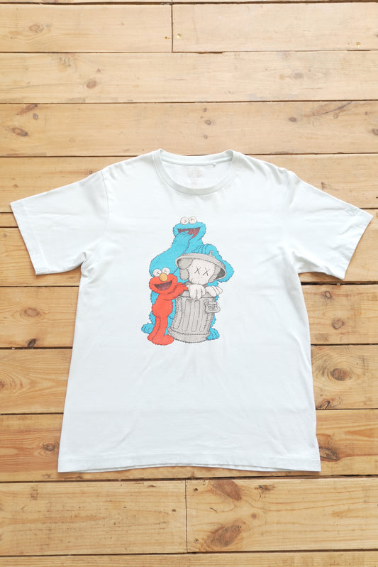 Kaws x Sesame Street x Uniqlo T-shirt Light Blue Printed Men's Medium