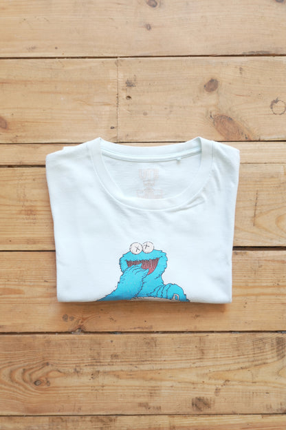 Kaws x Sesame Street x Uniqlo T-shirt Light Blue Printed Men's Medium