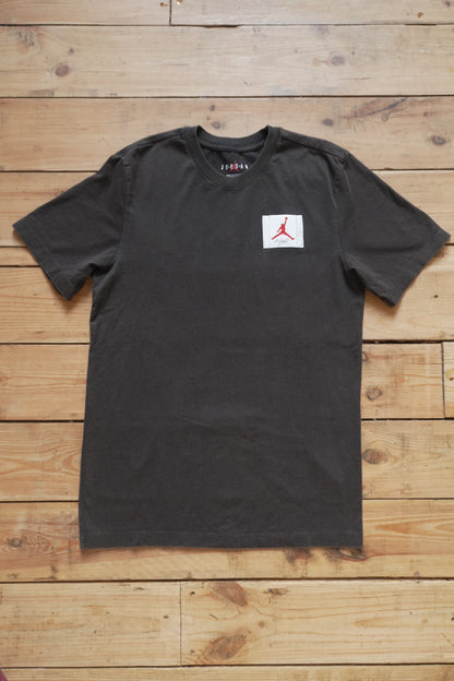 Jordan T-shirt Black White Red Logo on Chest Men's Small Standard Fit 100% Cotton