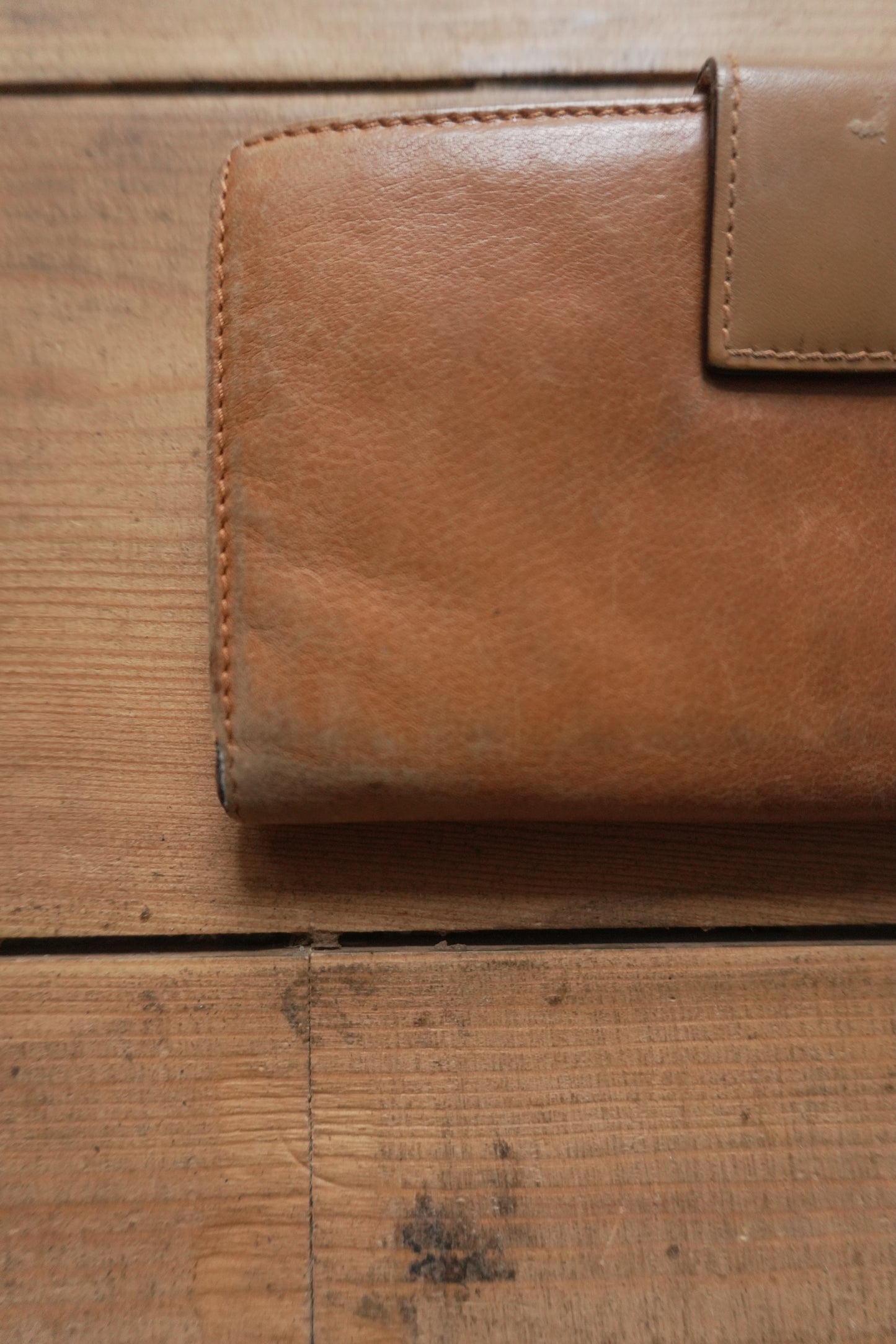 Dior Wallet Vintage Brown Leather Tan Calfskin Purse Gold Buckle Y2K Saddle