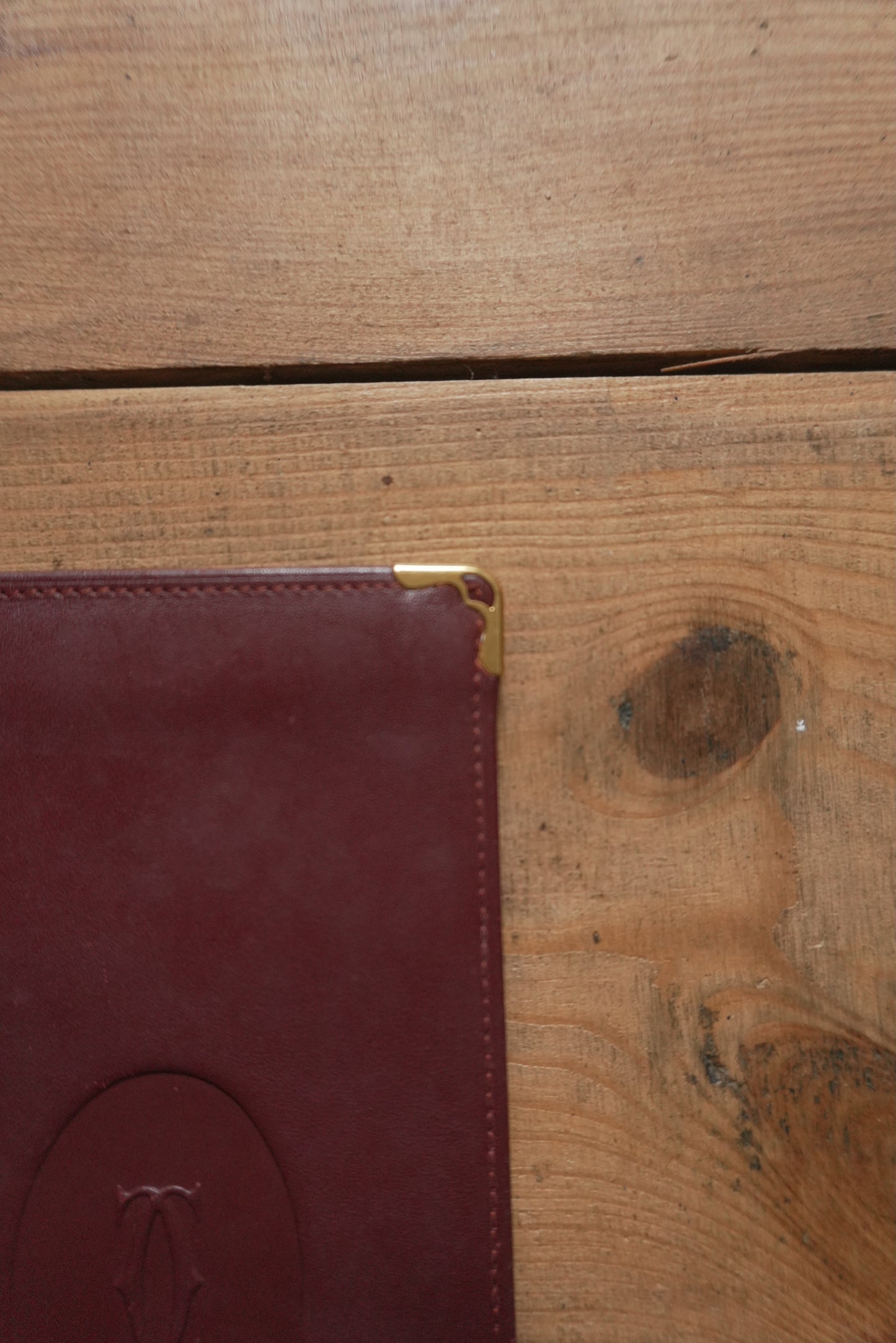 Cartier Leather Wallet Vintage Burgundy Red Bi-fold Long Purse Must De Cartier