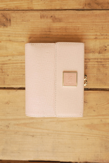 Nina Ricci Vintage Leather Light Pink Wallet Bifold Purse Gold Clasp