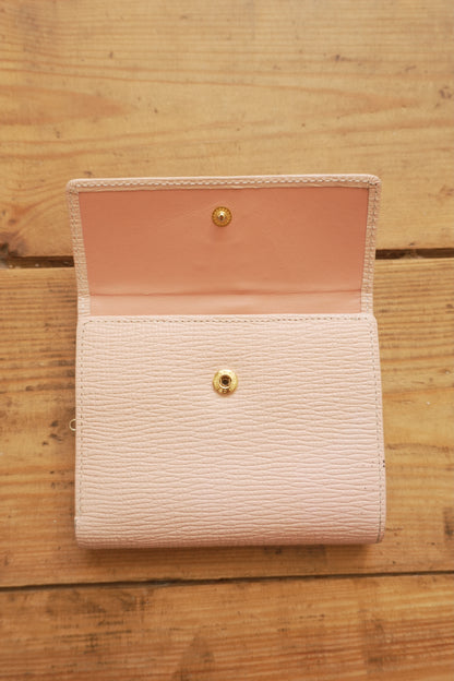 Nina Ricci Vintage Leather Light Pink Wallet Bifold Purse Gold Clasp
