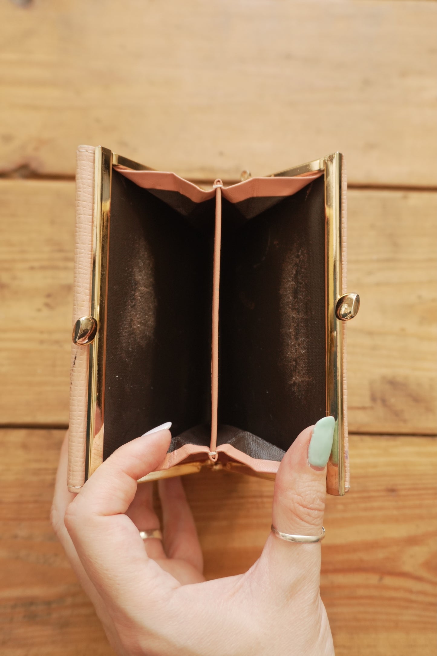 Nina Ricci Vintage Leather Light Pink Wallet Bifold Purse Gold Clasp