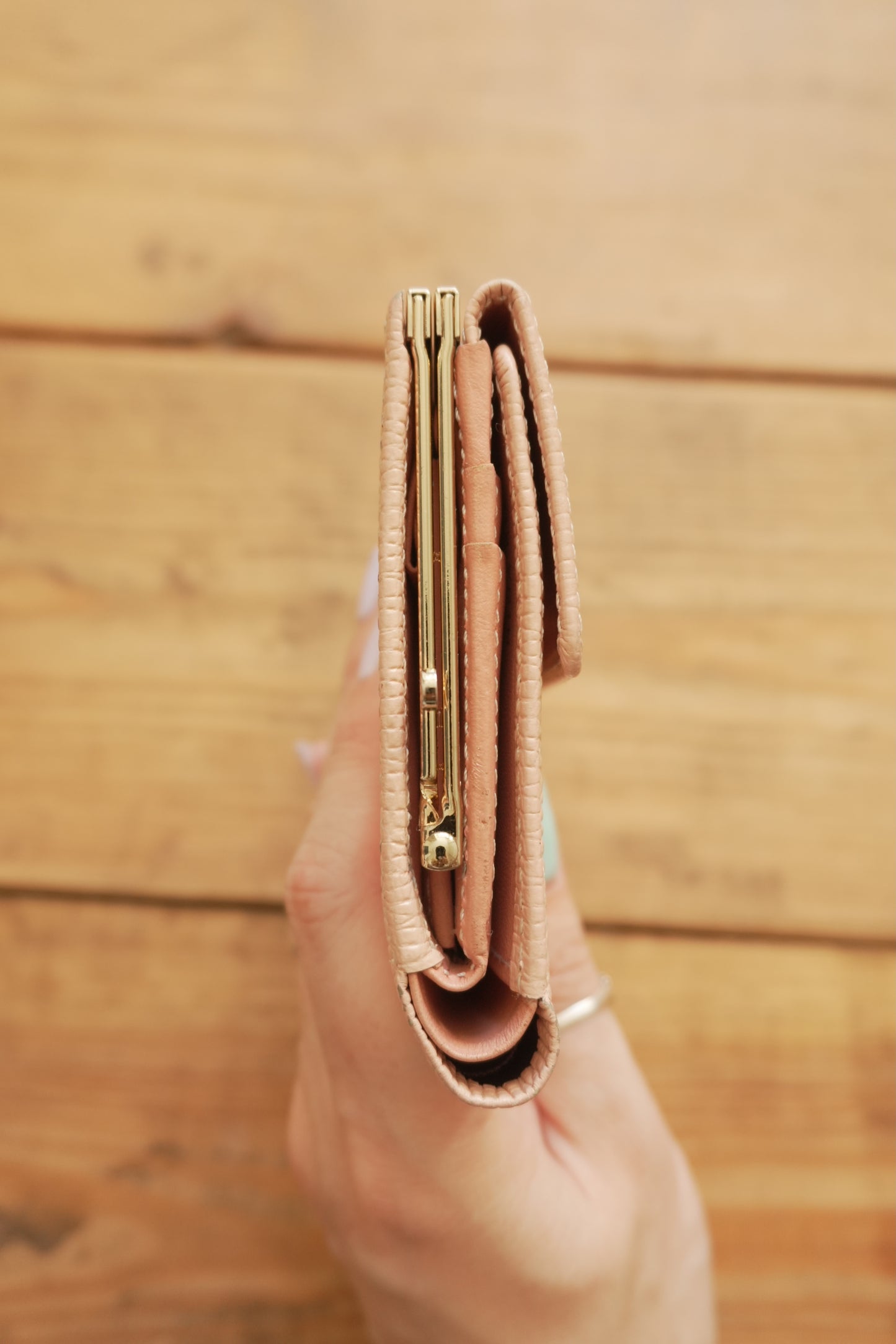 Nina Ricci Vintage Leather Light Pink Wallet Bifold Purse Gold Clasp