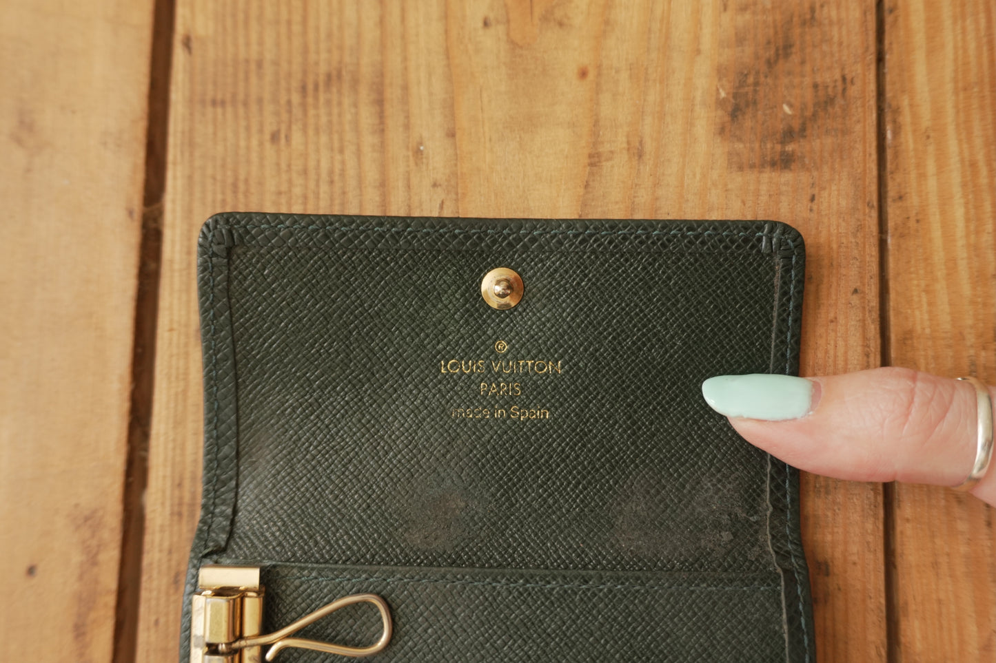 Louis Vuitton Green Leather Keycase Epi Leather Keyholder with Box