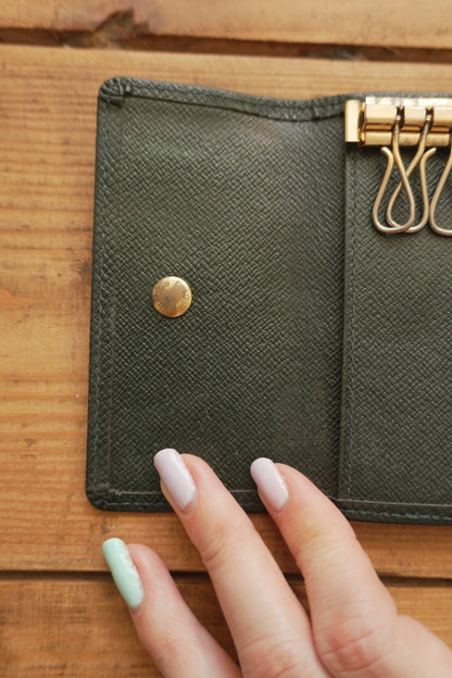 Louis Vuitton Green Leather Keycase Epi Leather Keyholder with Box