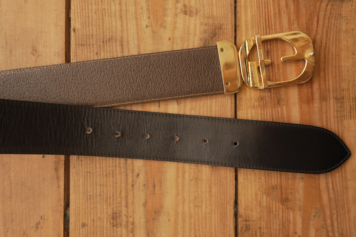 Gucci Vintage Leather Belt Reversible Black Brown Gold Buckle GG Logo Women's Adjustable