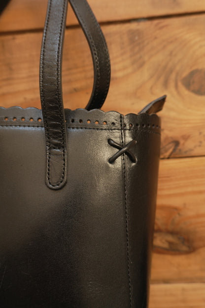 Vintage Tote Bag Black Leather Kitamara Frill Detail Women's Handbag Gold Zip Double Handle