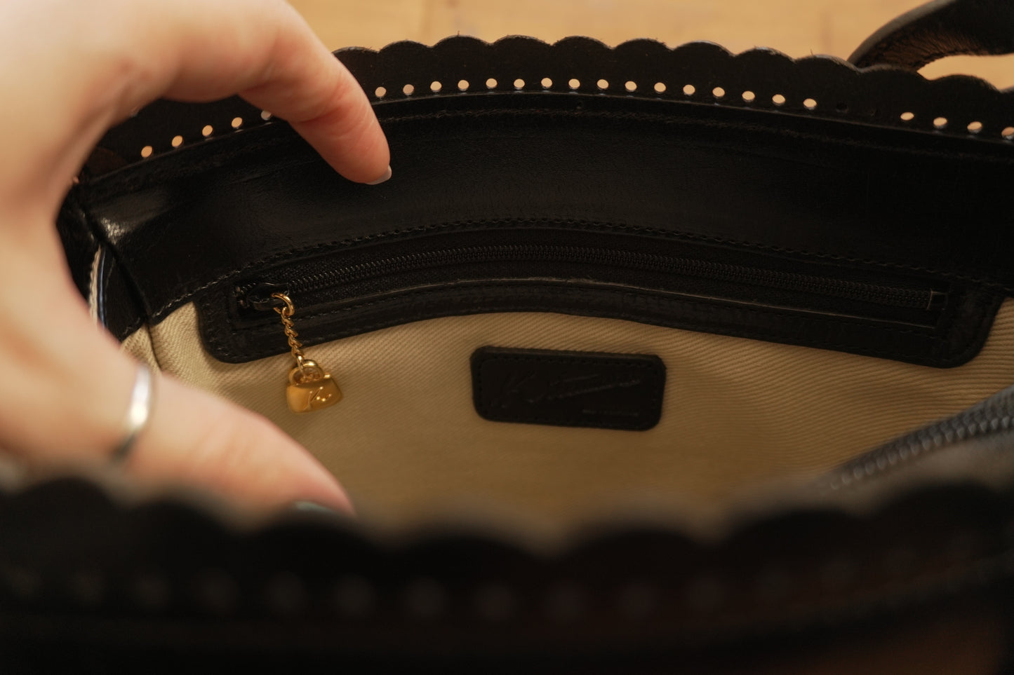 Vintage Tote Bag Black Leather Kitamara Frill Detail Women's Handbag Gold Zip Double Handle