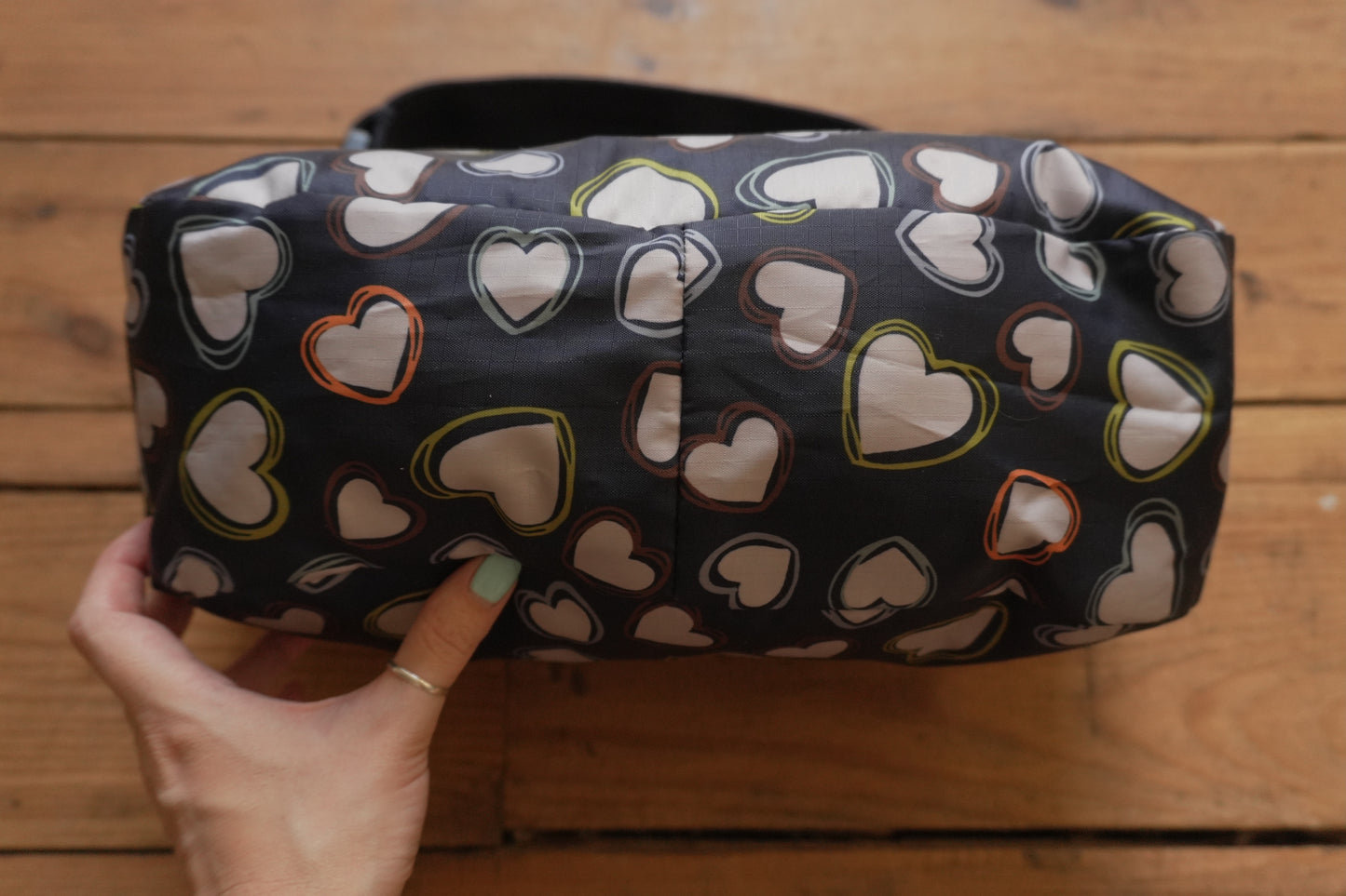 LeSportsac Handbag Heart Pattern Navy Blue White Nylon Women's