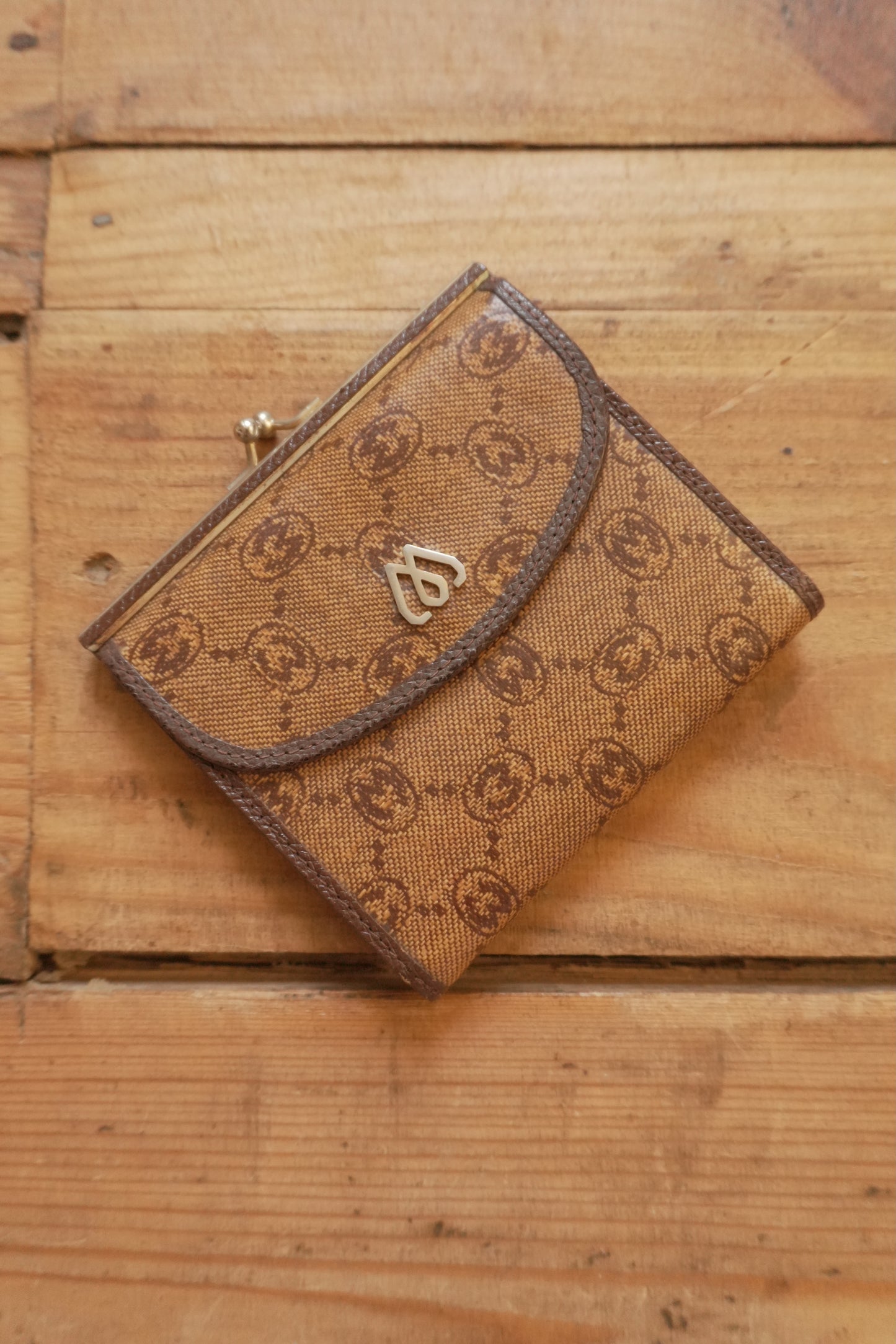 Vintage Brown Leather Purse Wallet Morabito Gold Harware