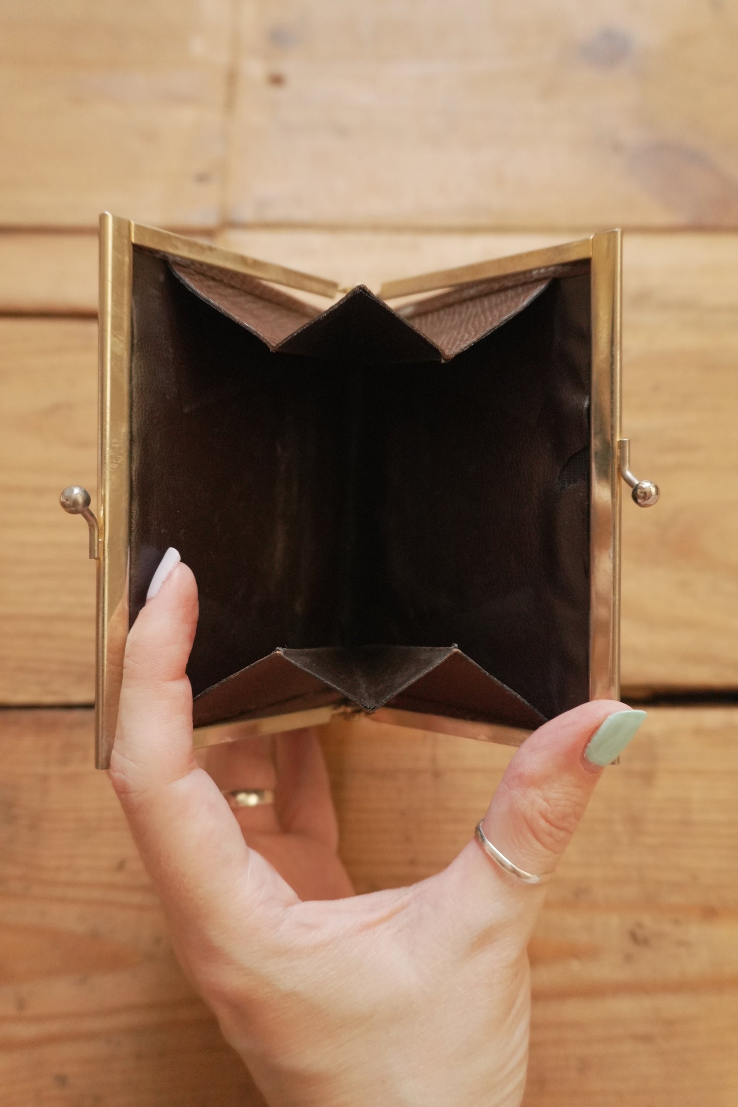 Vintage Brown Leather Purse Wallet Morabito Gold Harware