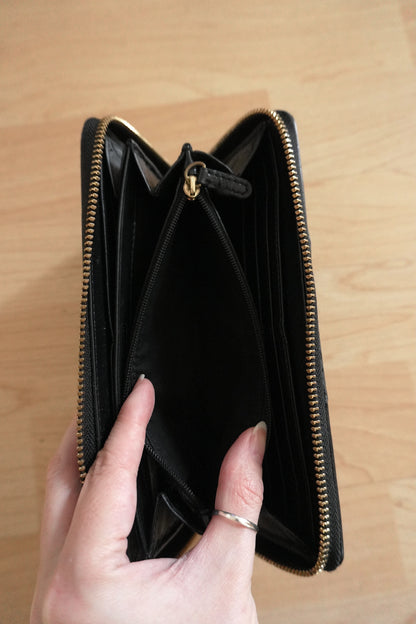 Coach Vintage Wallet Black Leather Zip Around Long Purse Gold Hardware Women's