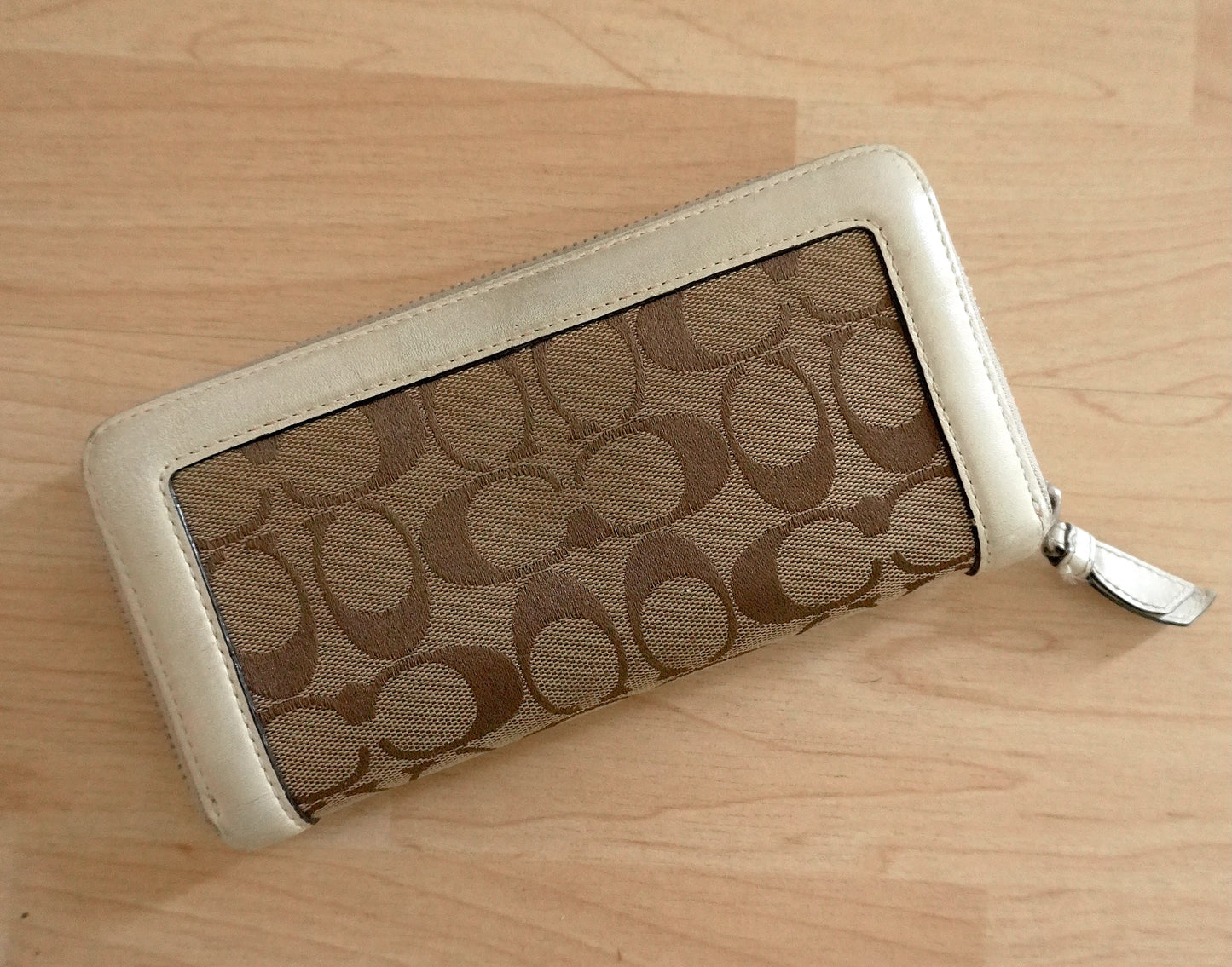 Vintage Coach Zip Around Wallet Cream Beige Monogram Leather Canvas Long Purse