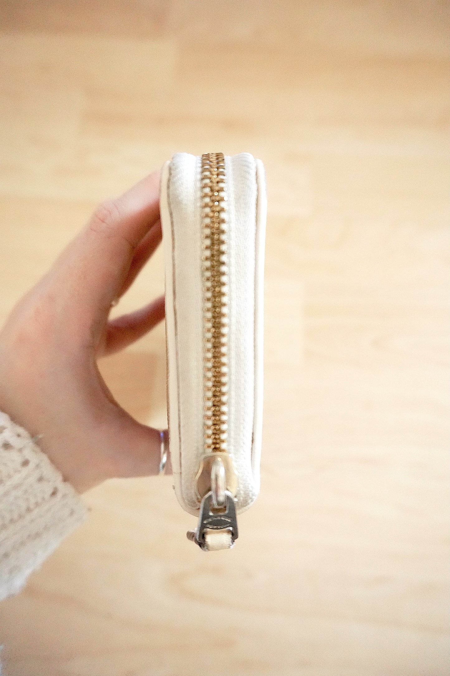 Coach Wallet Leather Cream Beige Long Purse Gold Logo Purse Women's