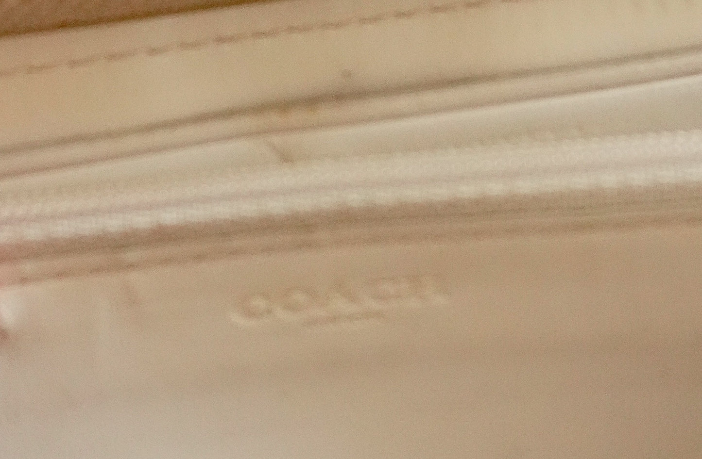Coach Wallet Leather Cream Beige Long Purse Gold Logo Purse Women's