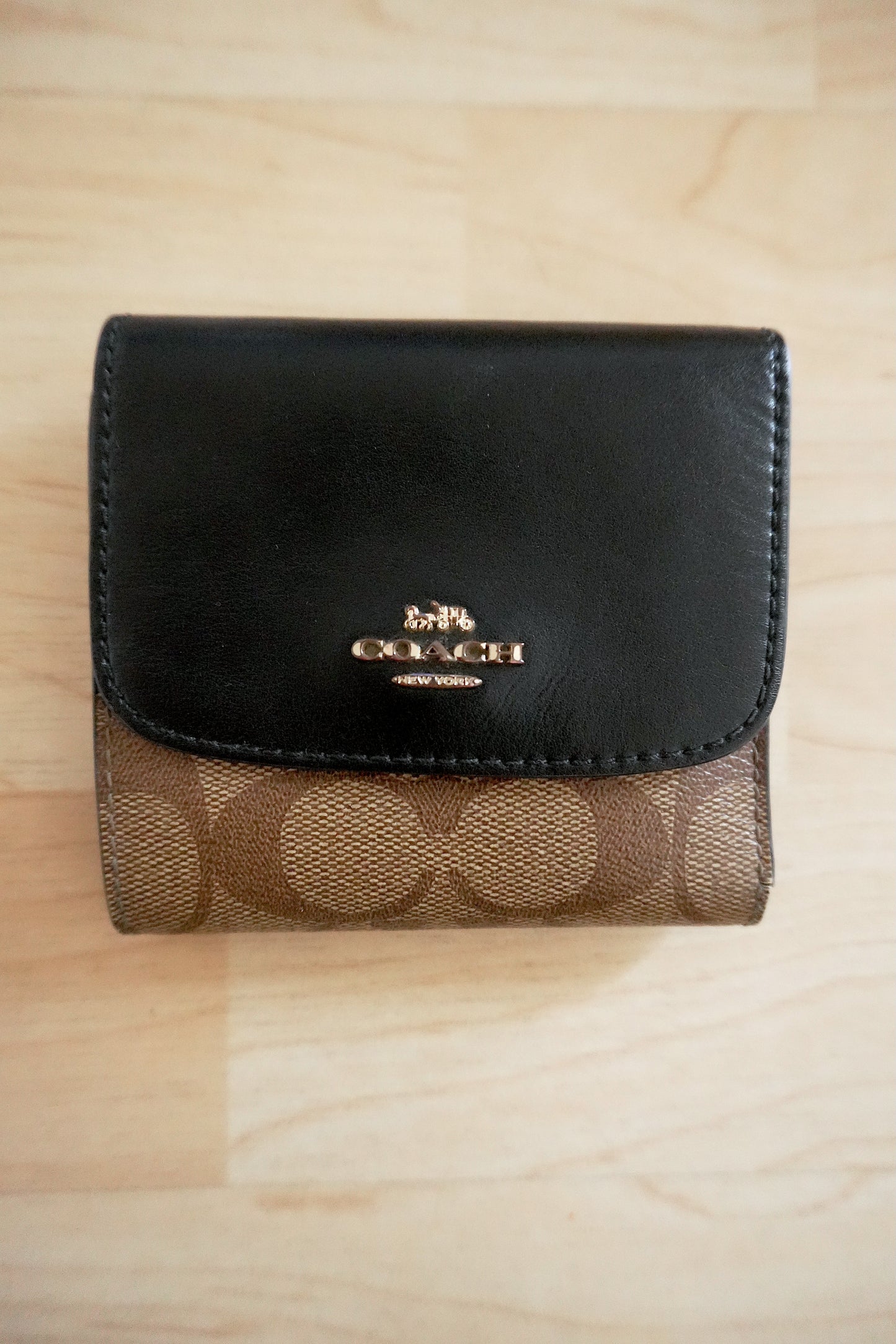 Coach Wallet Black Brown Leather Monogram Flap Small Purse Gold Logo Women's