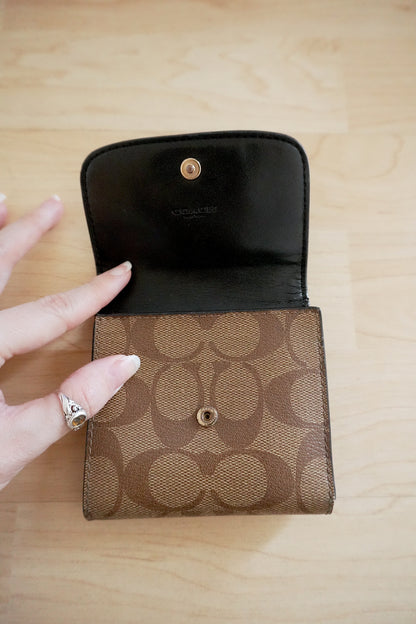 Coach Wallet Black Brown Leather Monogram Flap Small Purse Gold Logo Women's