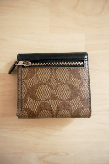 Coach Wallet Black Brown Leather Monogram Flap Small Purse Gold Logo Women's