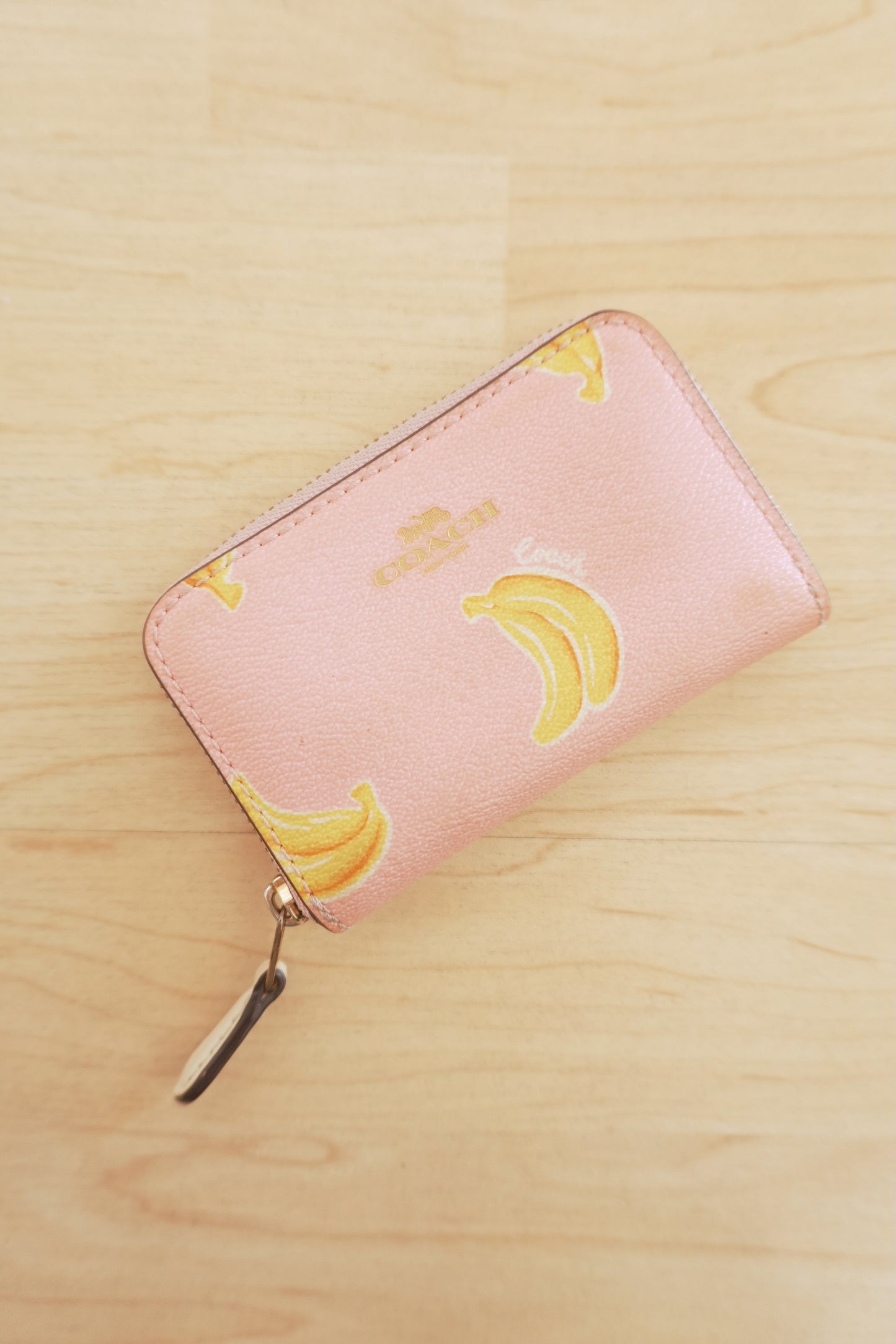 Coach Coin Purse Vintage Pink Leather Banana Print Small Gold Zip Women's