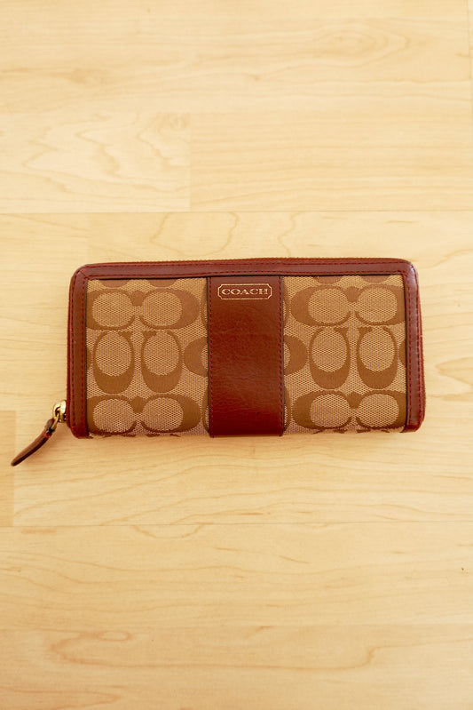 Coach Vintage Wallet Burgundy Leather Brown Canvas Monogram Zip Around Purse
