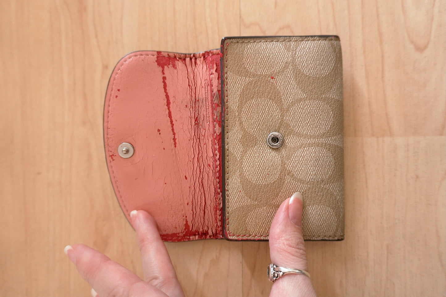 Coach Key Case Beige Leather Pink Leather Inside Key Holder Monogram
