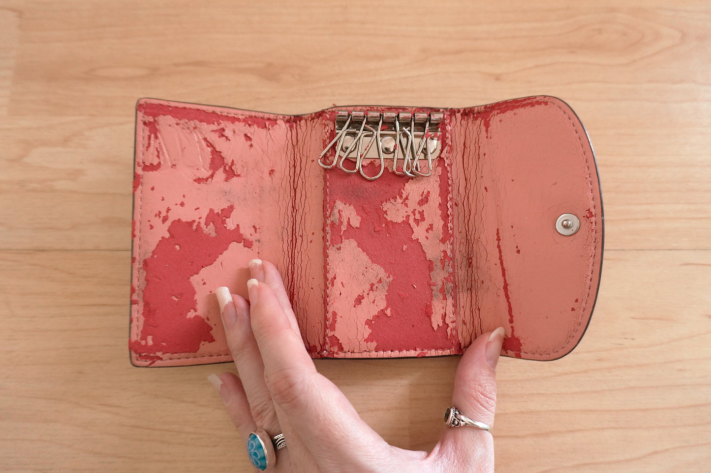 Coach Key Case Beige Leather Pink Leather Inside Key Holder Monogram