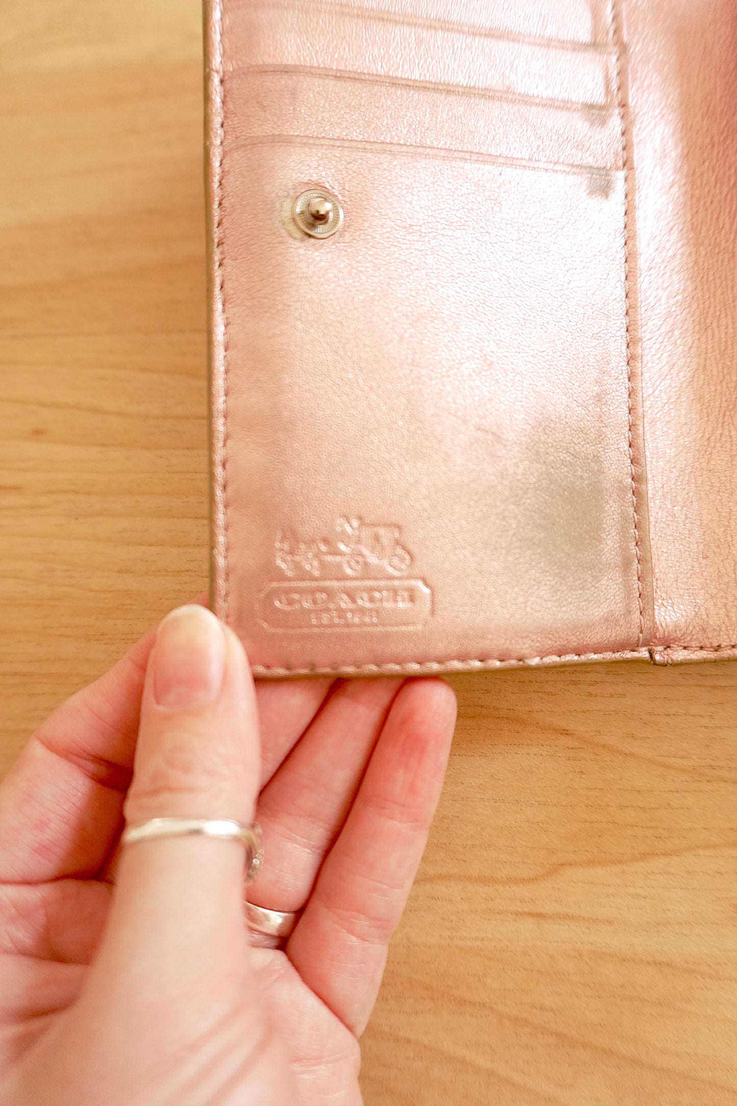 Vintage Coach Y2K Heart Print Wallet Cream Beige Pink Leather Zip Purse Coin