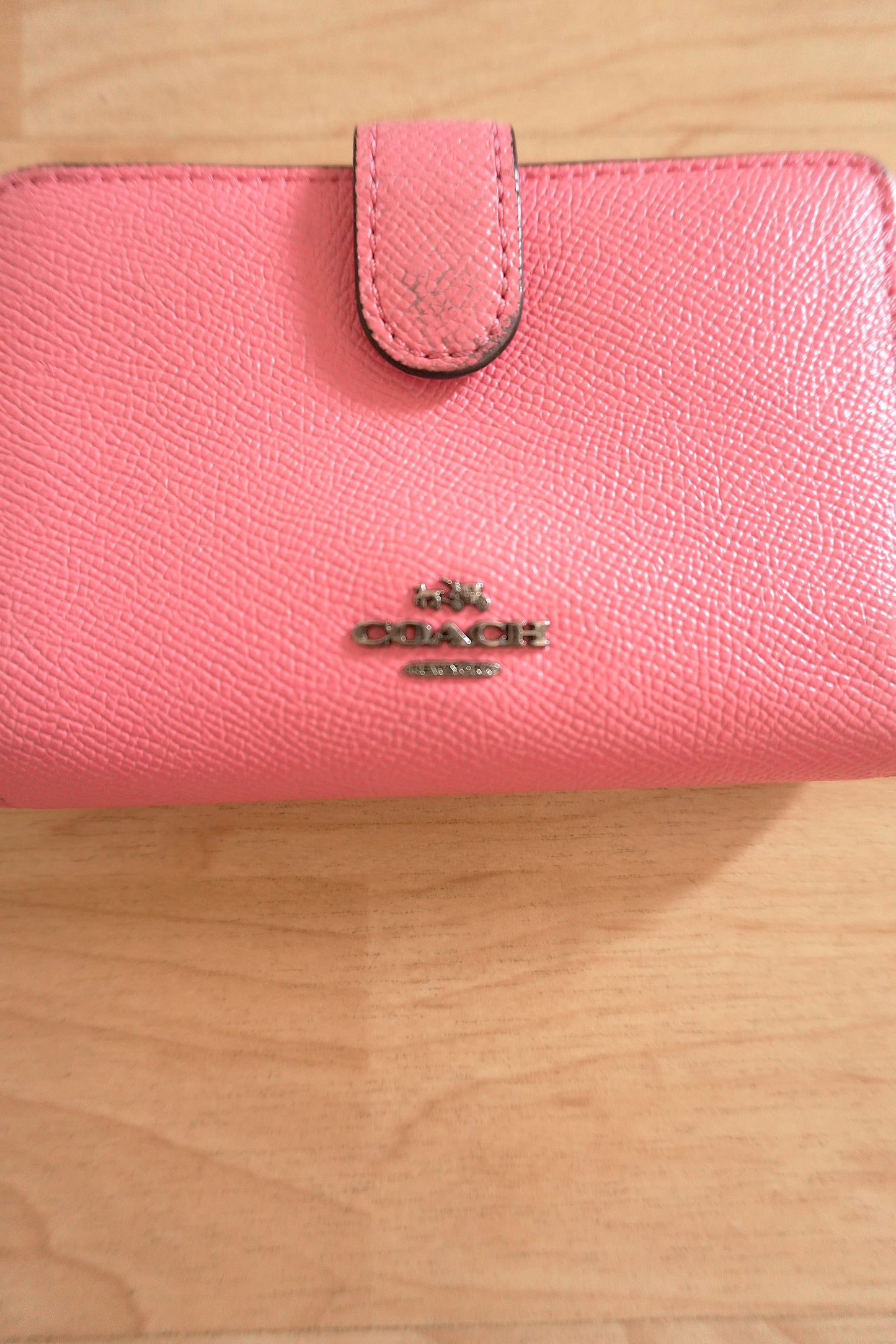 Coach Purse Vintage Bright Pink Leather Bifold Wallet Stud Fastening Women's