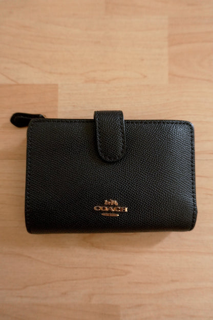 Coach Purse Black Leather Wallet Gold Logo Zip Women's Stud Fastening