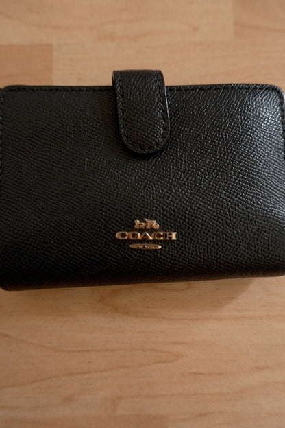 Coach Purse Black Leather Wallet Gold Logo Zip Women's Stud Fastening