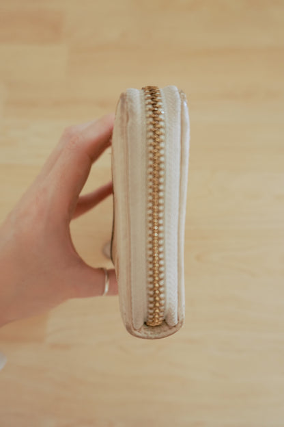 Coach Vintage Long Wallet Cream Beige Leather Monogram Zip Around Purse Gold Zip