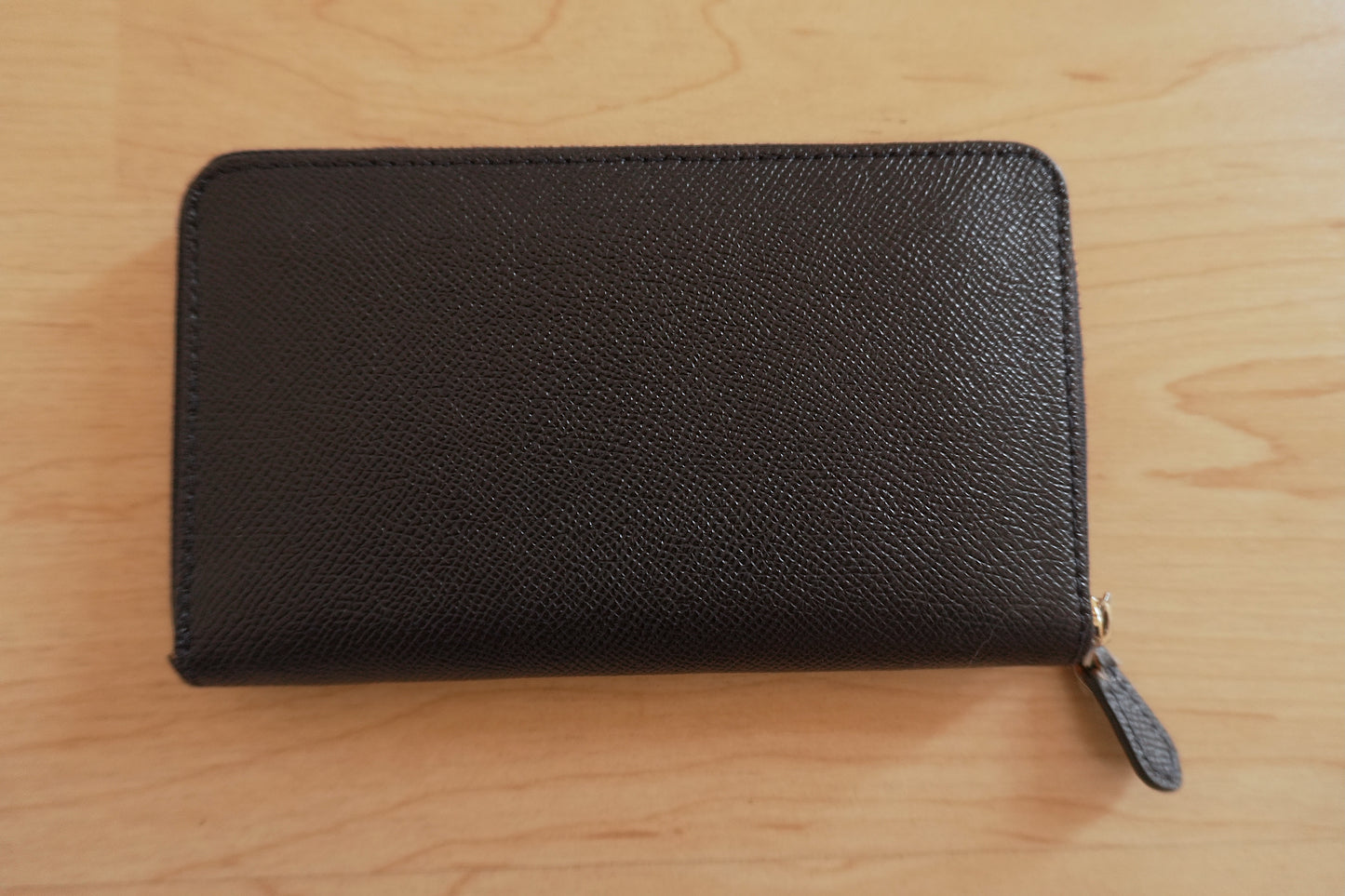 Coach Wallet Vintage Navy Blue Leather Zip around purse Gold Logo Zip Women's