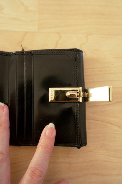 Gucci Vintage Black Leather Wallet Bifold Gold Enamel Logo Clasp Coin Pocket