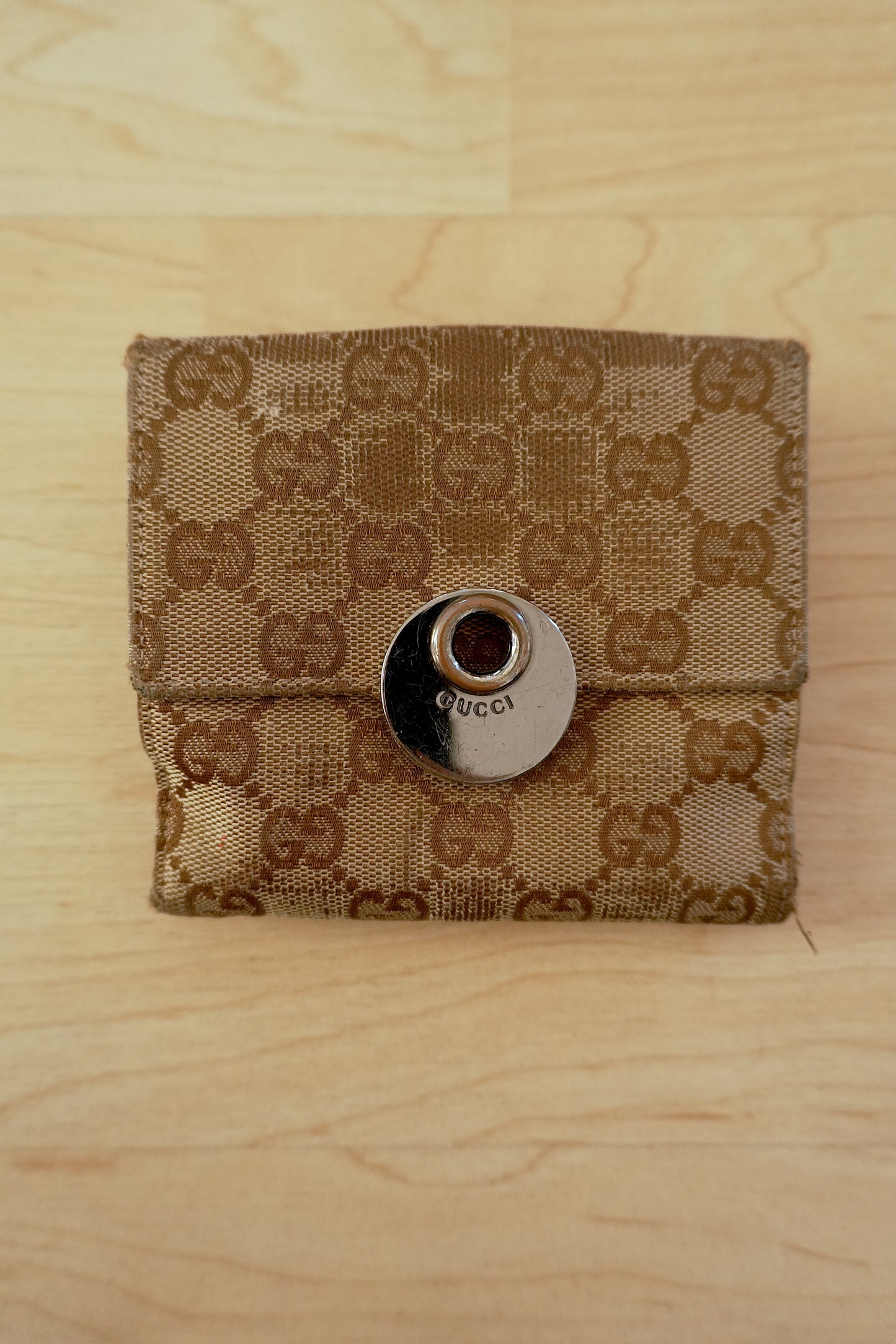 Gucci Wallet Vintage Beige Brown Canvas Leather GG Print Monogram Silver Horsebit Circle Clasp