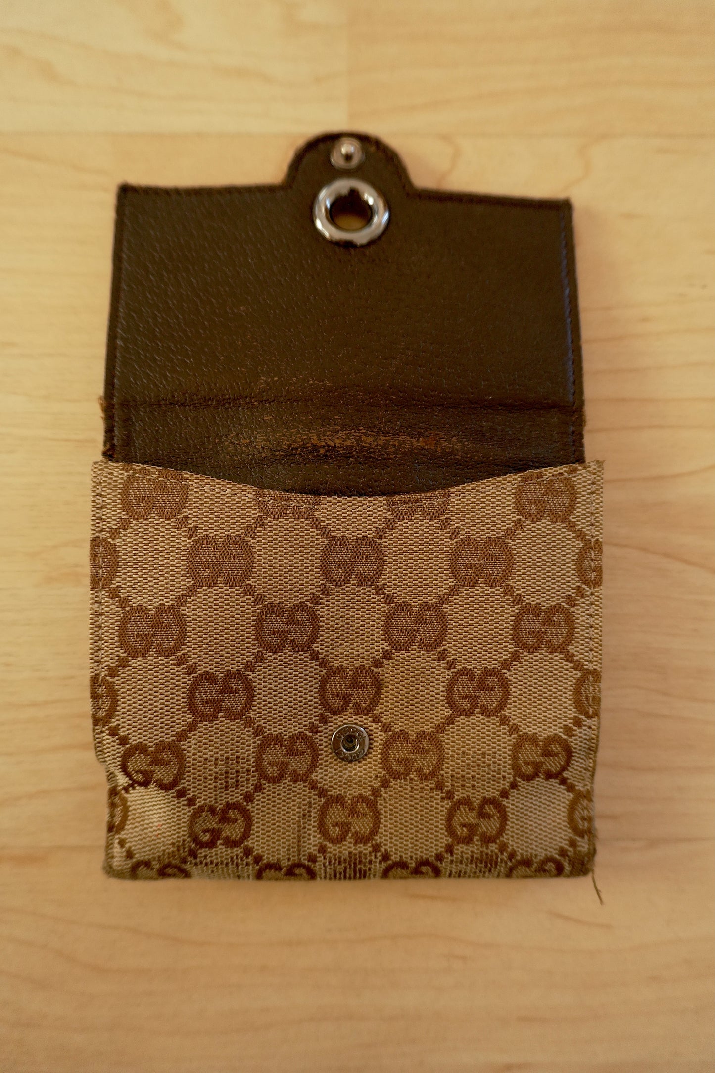 Gucci Wallet Vintage Beige Brown Canvas Leather GG Print Monogram Silver Horsebit Circle Clasp