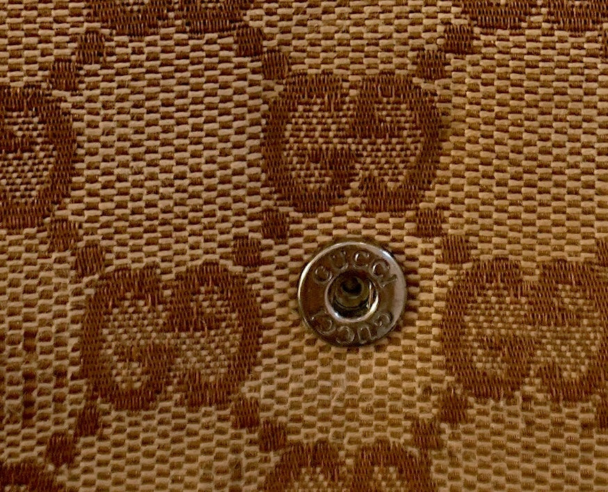 Gucci Wallet Vintage Beige Brown Canvas Leather GG Print Monogram Silver Horsebit Circle Clasp