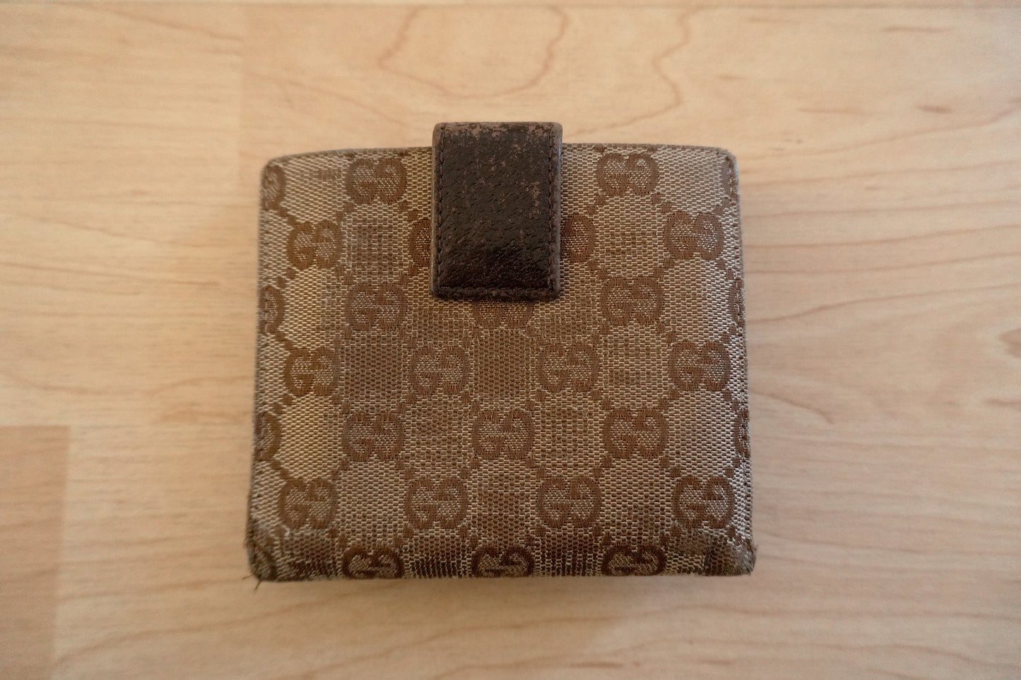 Gucci Wallet Vintage Beige Brown Canvas Leather GG Print Monogram Silver Horsebit Circle Clasp